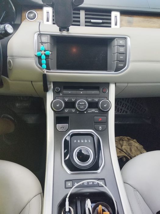 Vând Range Rover Evoque Si4 2.0 Turbo Stare Bună