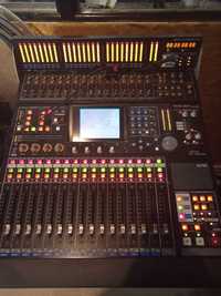 Mixer Digital Tascam DM 24