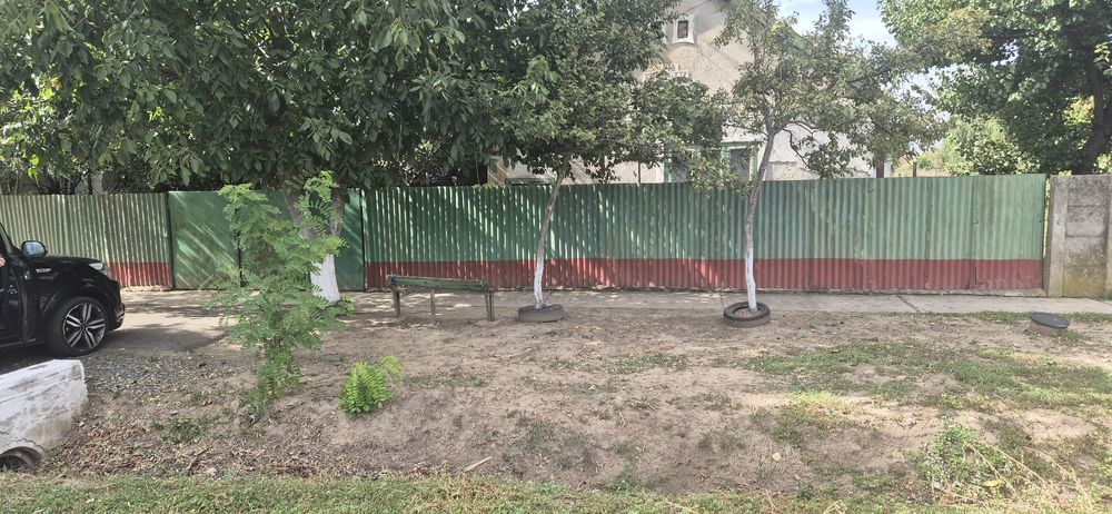 Vand Casă in batranească  In Iecia Mare cu teren 1600.mp