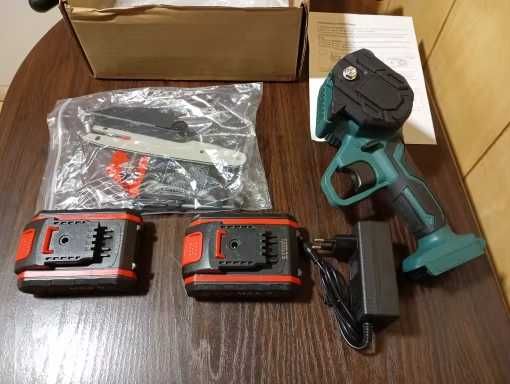 Mini fierastrau electric, mini drujba cu lant, 2 acumulatori (OFERTA)