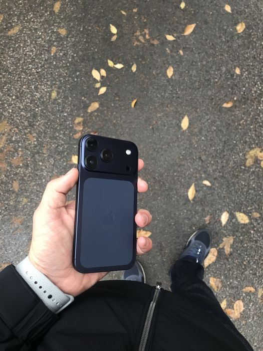 iPhone XR в корпусе 17 про