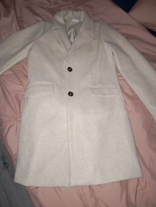 Vând palton marimea 36