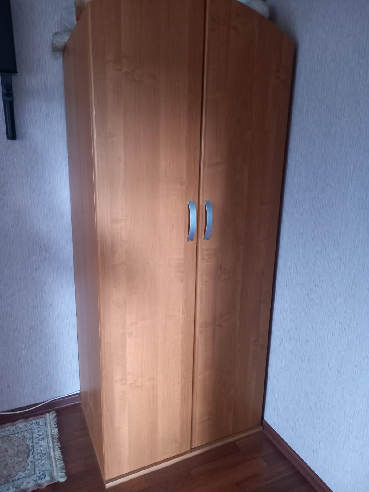 Продам кровать, шкаф