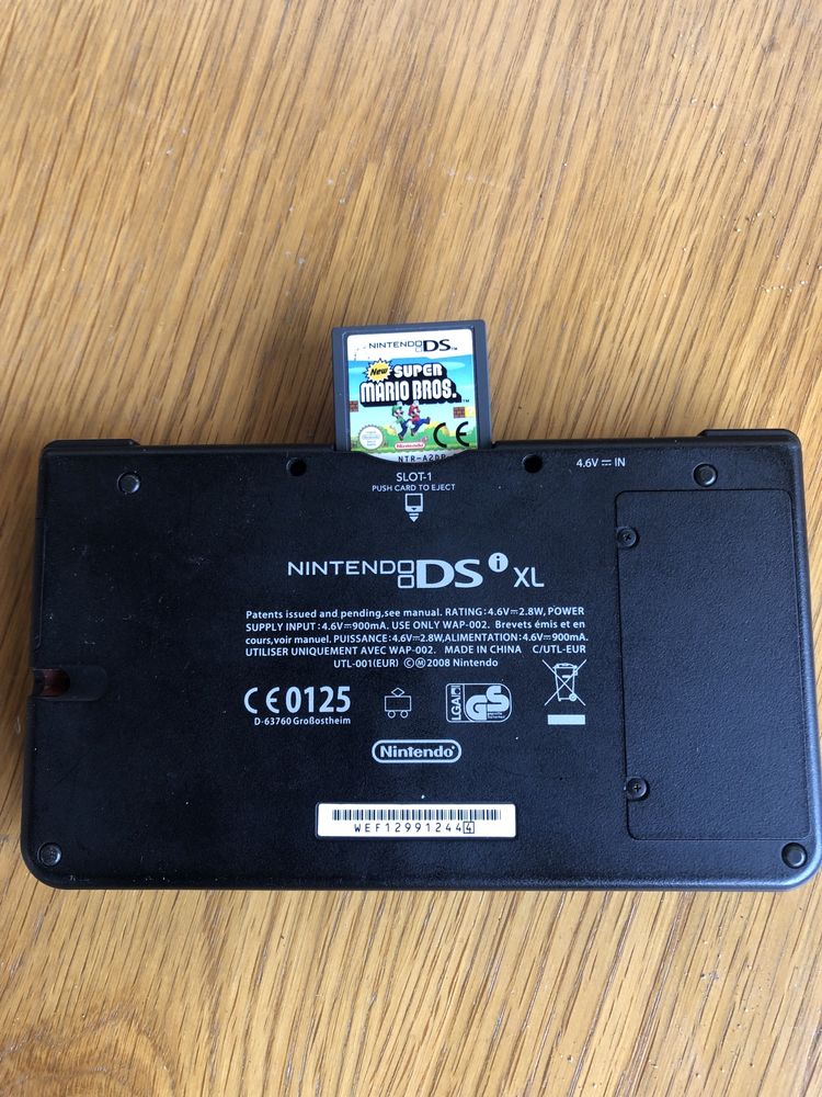 Nintendo Ds XL super mario bros