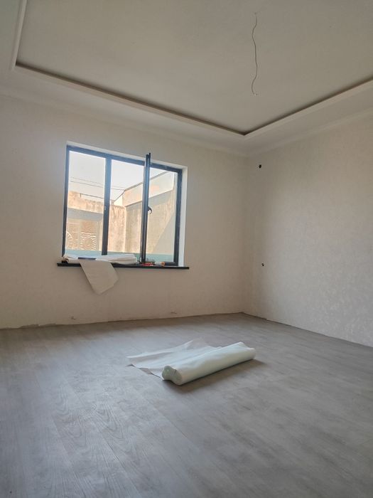 4 xonali kvartira xisobida uy.