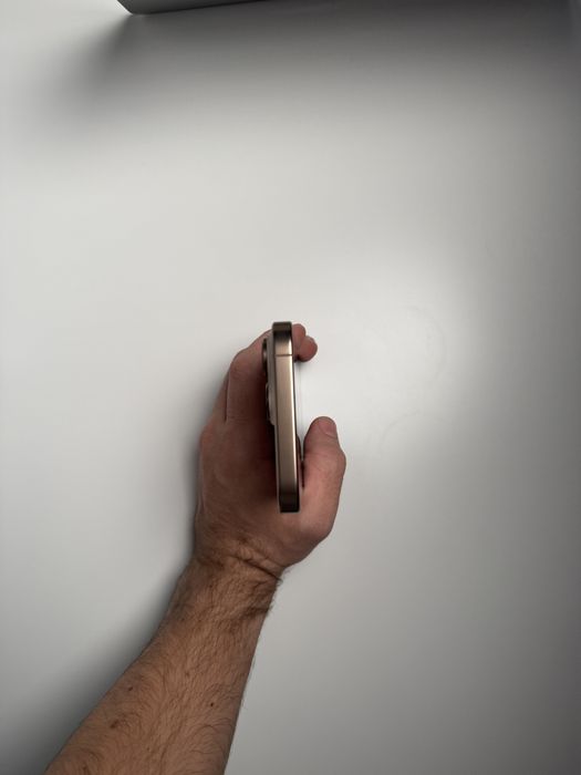 Iphone 16 pro max 256gb gold