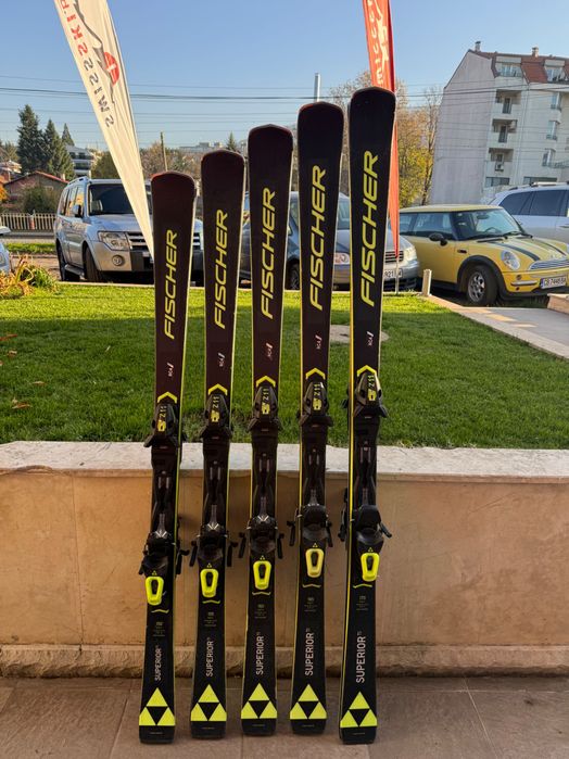 BIg choice of top ski Volkl Racetiger