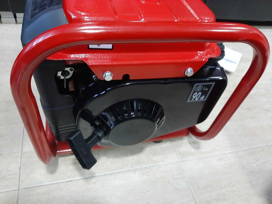 Нов Бензинов генератор на ток Einhell TC-PG 10/E5, 680 W, 2-тактов
