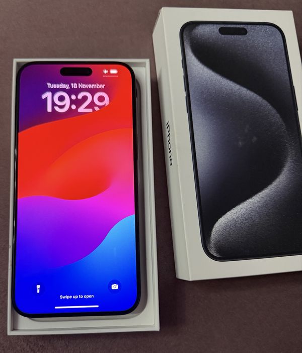 iPhone 15 pro max, неразличим от нов