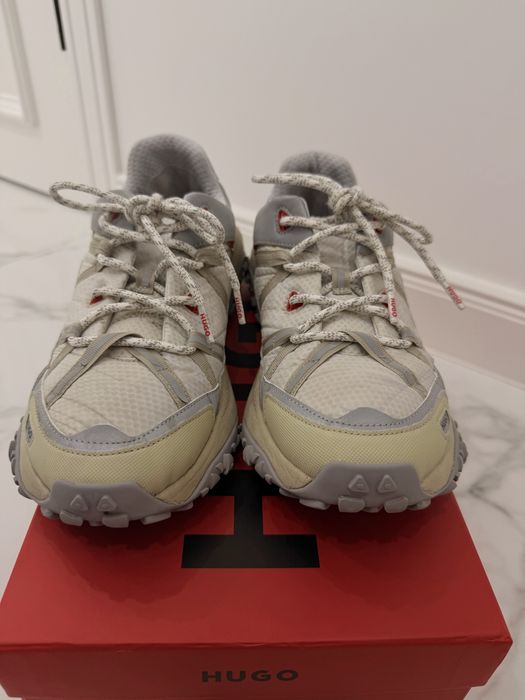 Hugo Boss обувки