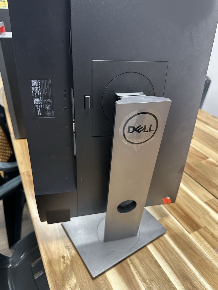 Монитор DELL за части