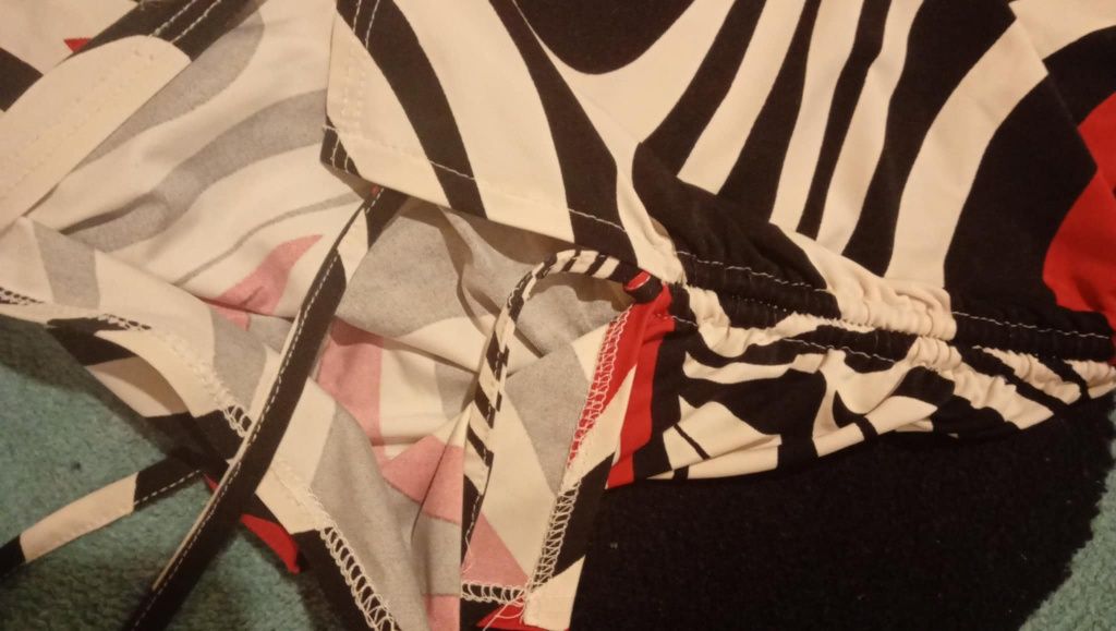 Tricou dama pentru colanti