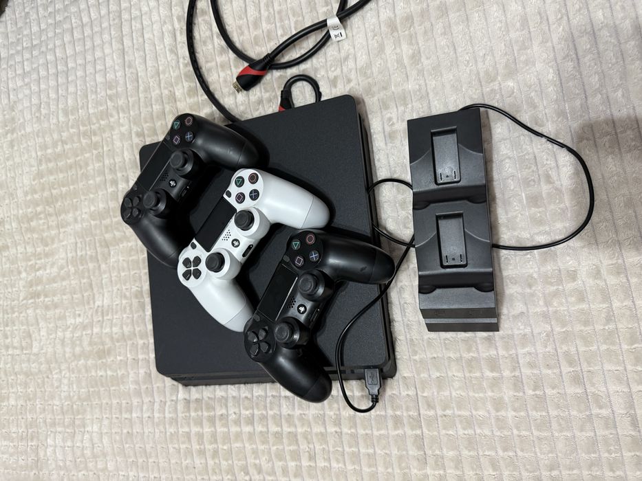 Playstation 4 impecabil