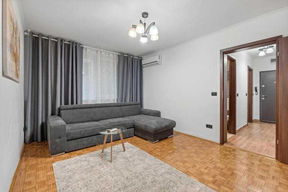 Inchiriez apartament 2 camere * Ultra Central *