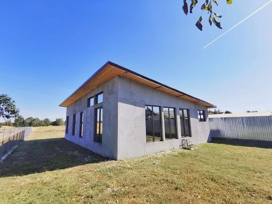 Casa modulara din panouri sandwich Kit casuța din metal