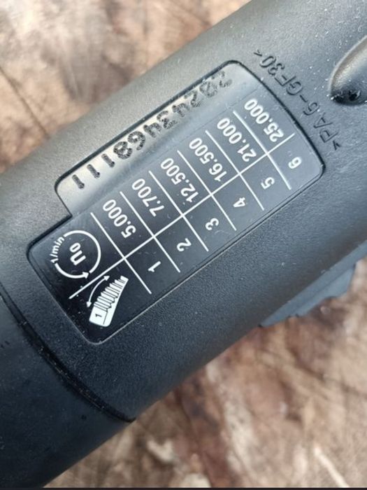 Vând freza AMB 1050