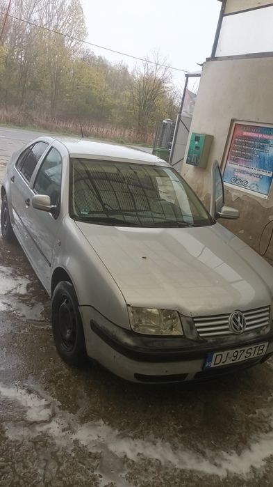 Vând vw bora 1.9 ajm 6 trepte