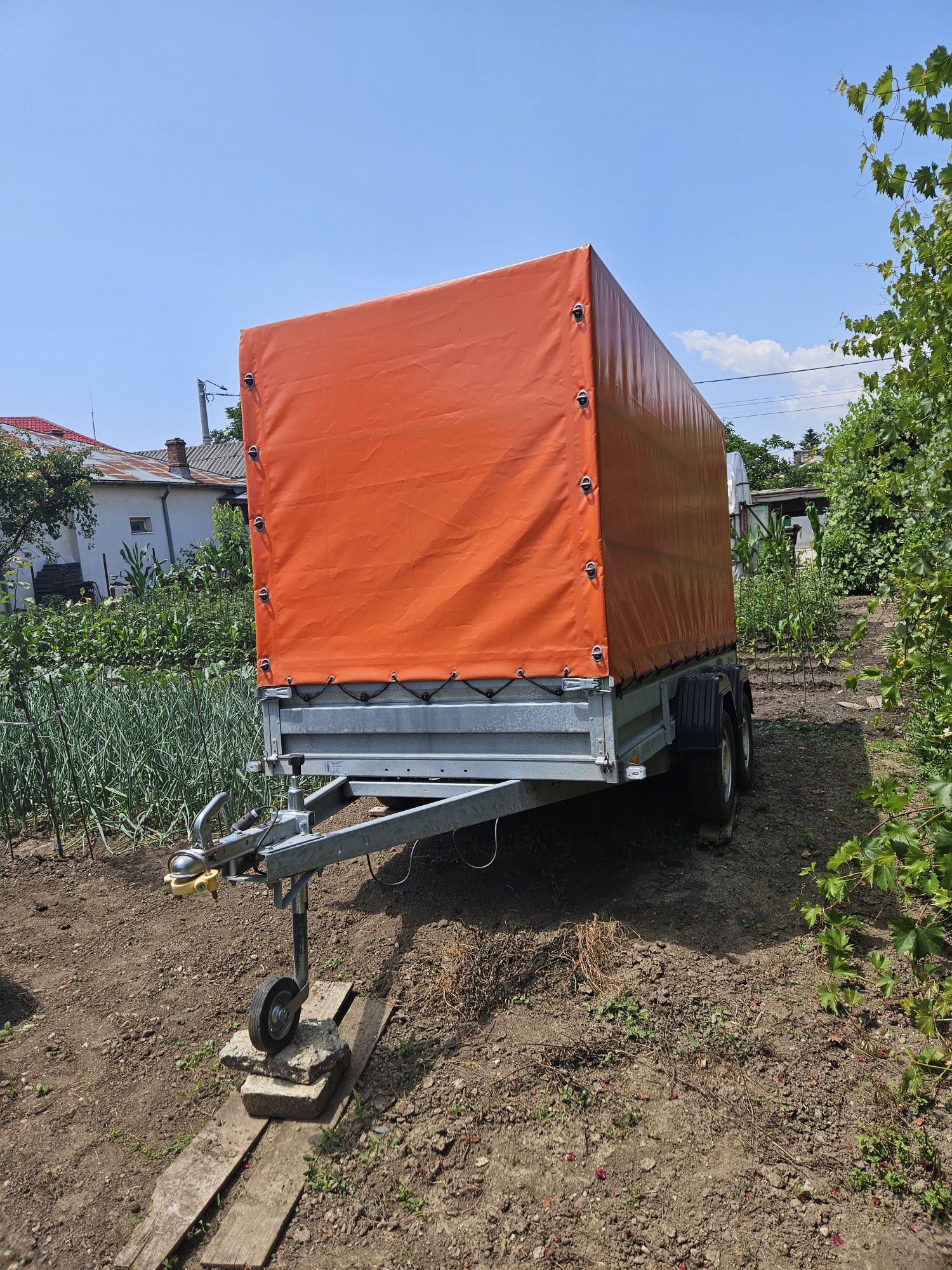 Vand Remorcă Zaslaw 750 kg pt 4 europaleti