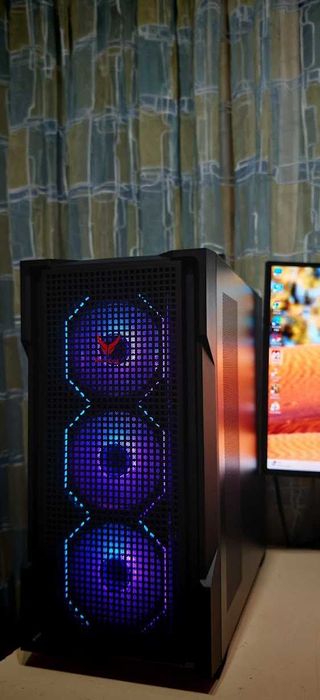 Добро Гейм РС Ryzen 7 5800X/32Gb/512GB SSD+3Tb HDD/6700XT 12Gb/Гаранци