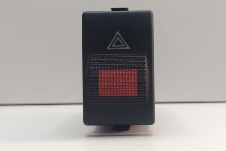 Buton Avarie 4A0941509 Audi 100 4A/C4 seria
