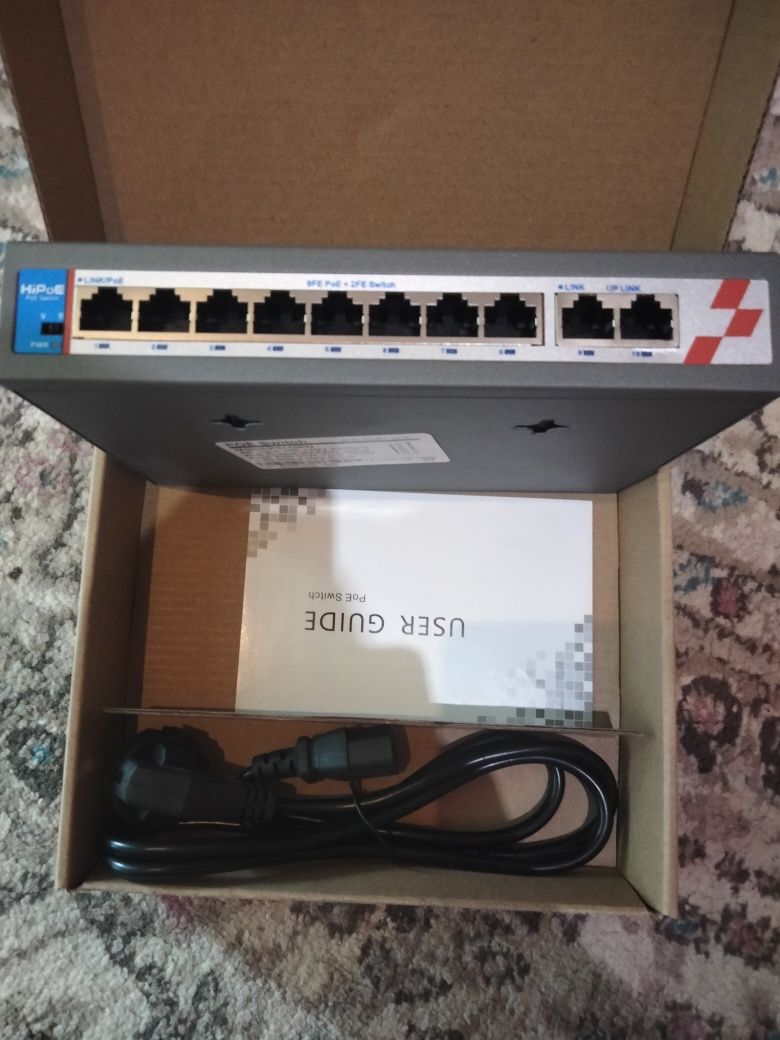 Продам 2 новых Hipoe Switch