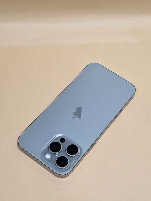 Hope Amanet P8 Iphone 16 Pro Max 256 Gb 100%