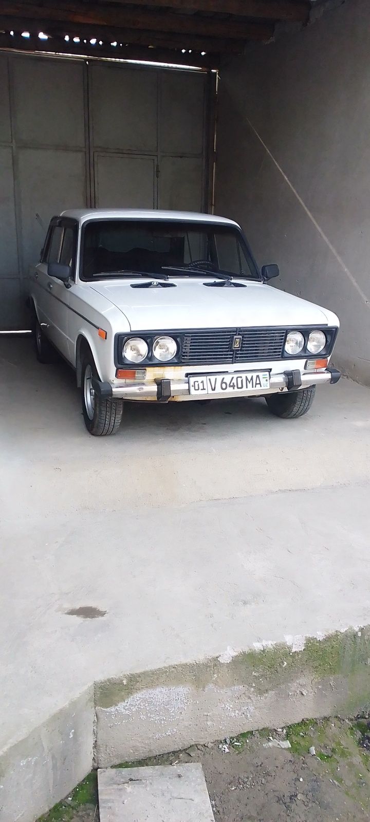 Vaz2106 sotiladi