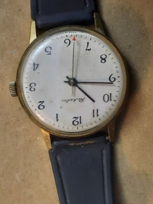 Ceasuri de mana de la 150 lei