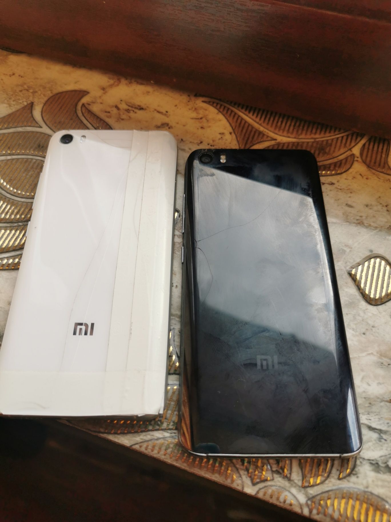 * Xiaomi Mii 5 *