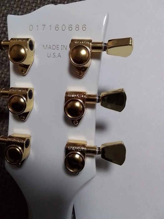 Gibson белый в золоте