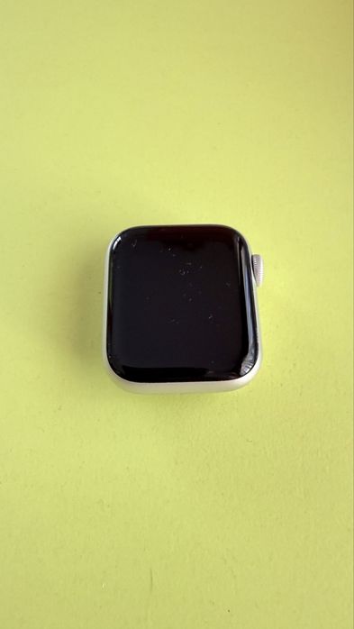 Apple Wach SE, inca in garantie pana in luna Mai 2026