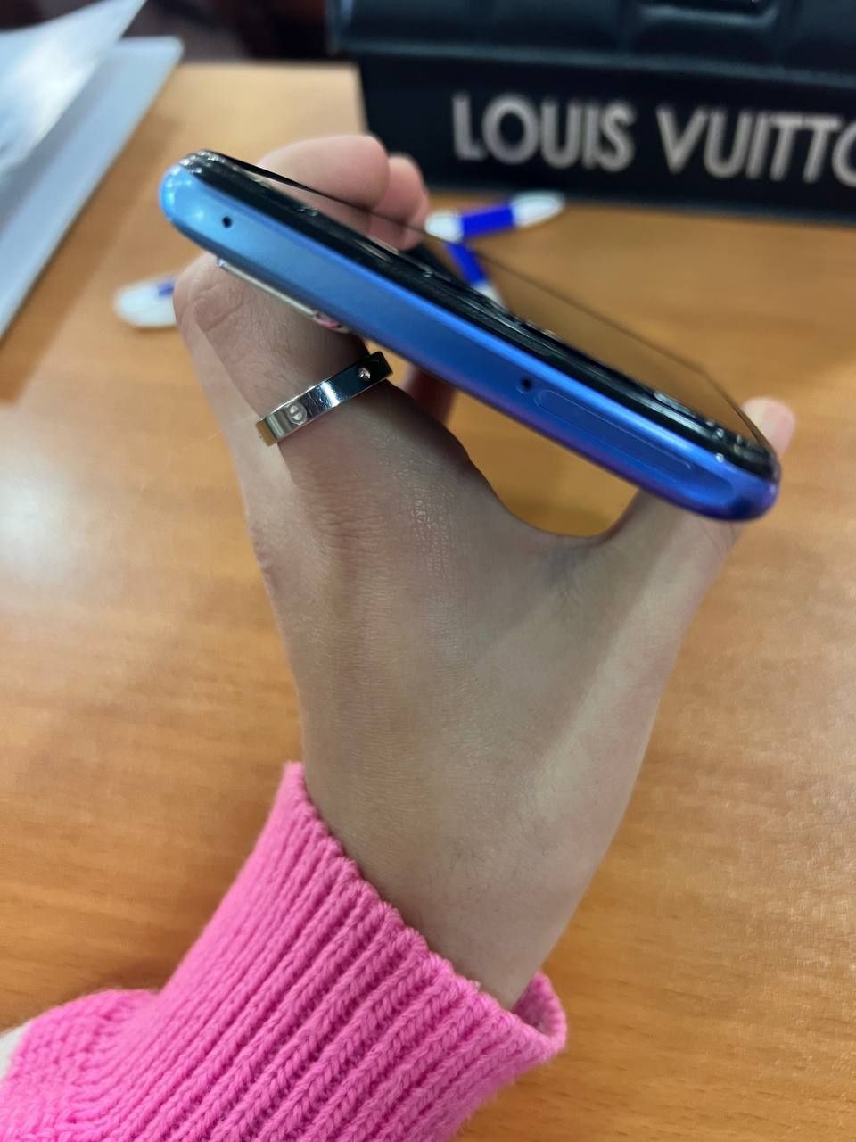 Vivo y31 128gb.Holati ideal.2 oy ishlatilgan karopka dokument bor