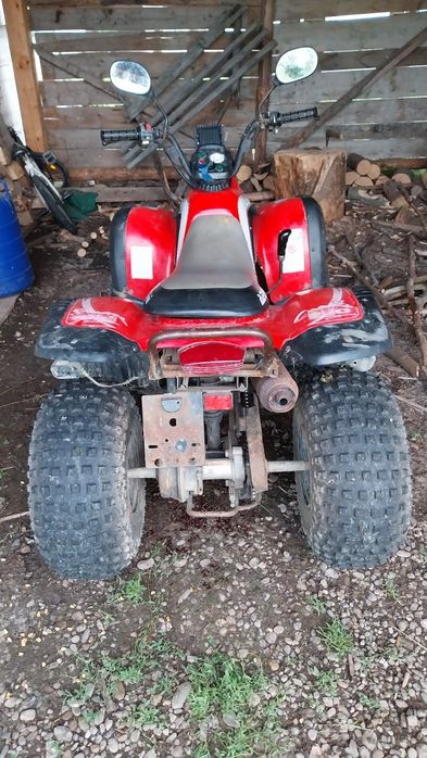 Vând atv cobra 180