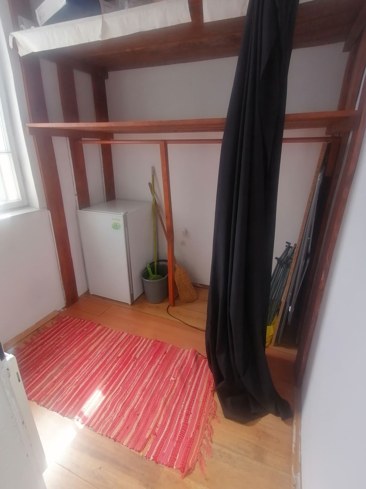 Apartament 70 mp  în Centru + curte comună