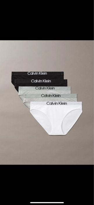 Calvin Klein марково дамско и мъжко бельо