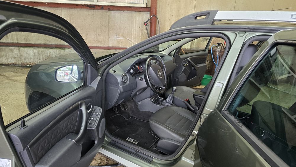 De vânzare  Duster  4x4