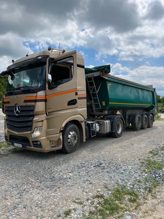 De vanzare cap tractor si semiremorca basculabila