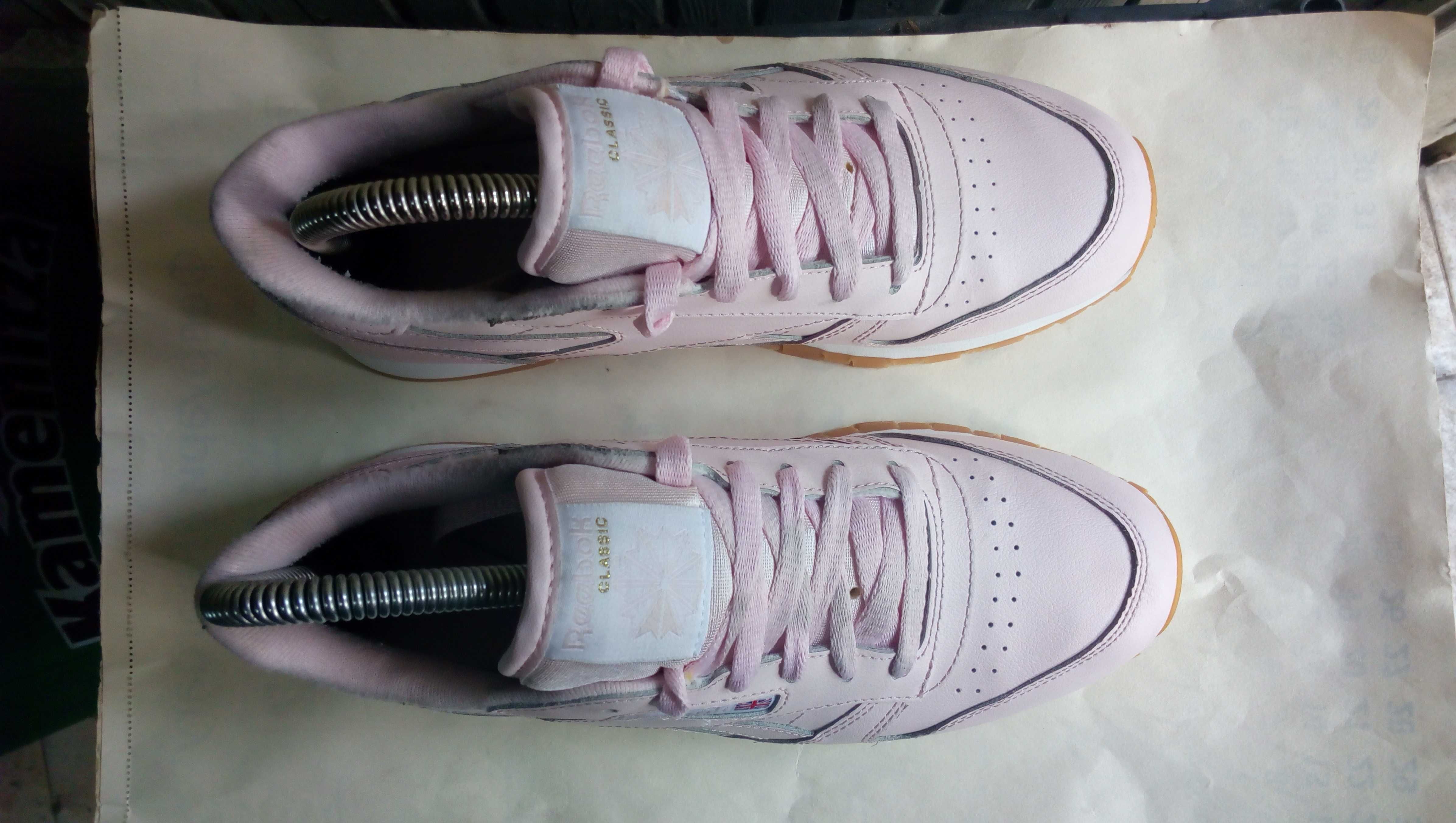 '' Reebok Classic Leather''оригинални маратонки 37 номер