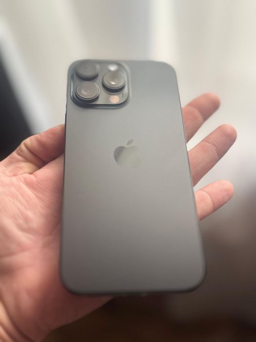 Iphone 16 pro max 256 gb in garantie , pachet complet , impecabil