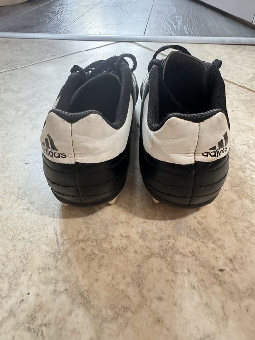 Детски бутонки Adidas