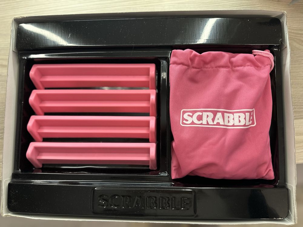 Специално издание игра Scrabble Frozen