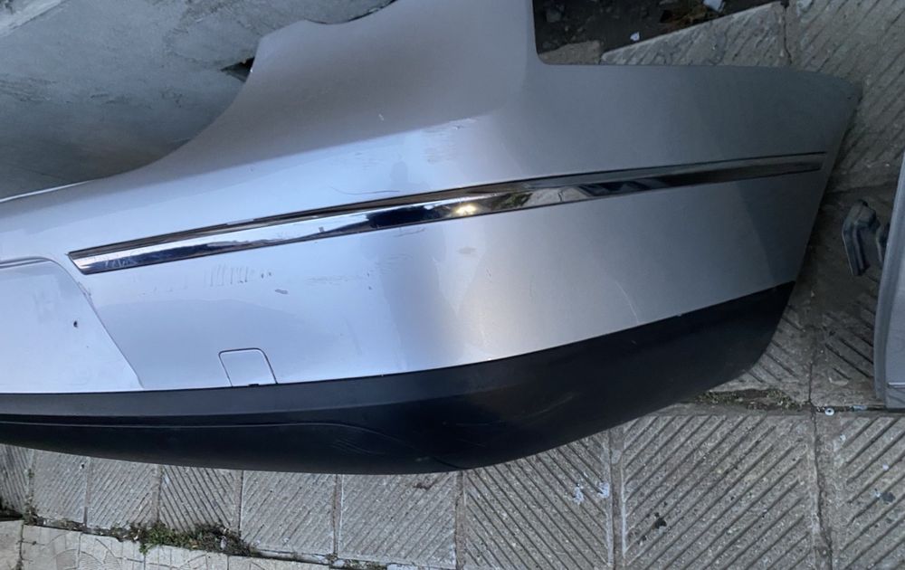 Врата и задна броня за VW passat b6