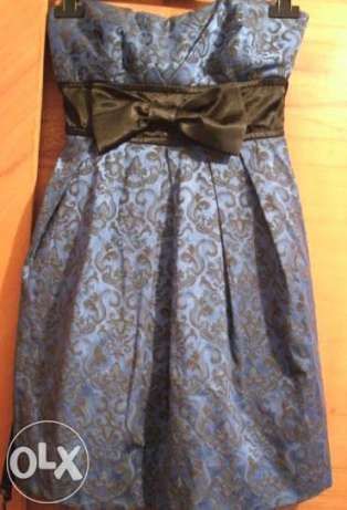 Reducere. Rochie superba din brocart, cu bolero