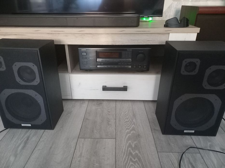 Amplitunner ONKYO TX-SV525R cu boxe