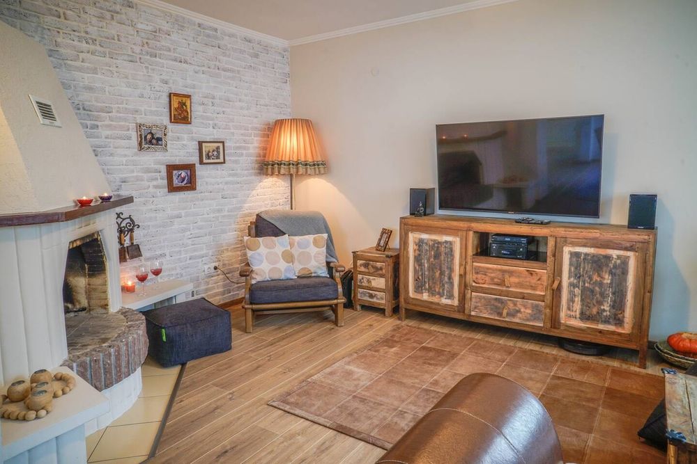 Дава се под наем Тристаен апартамент в ж.Южен парк - 104 кв.м за 1450 € - Снимка #2