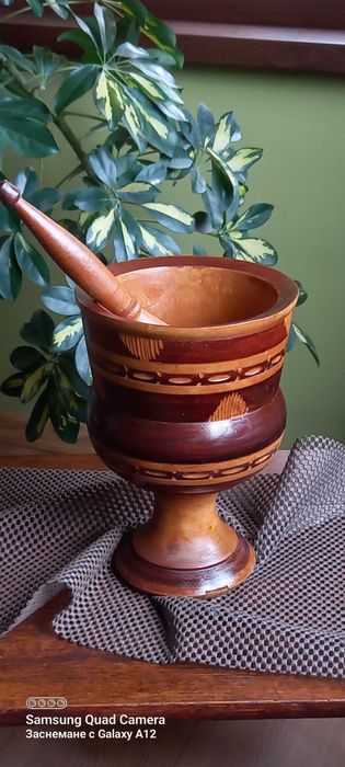 Голямо,дървено хаванче