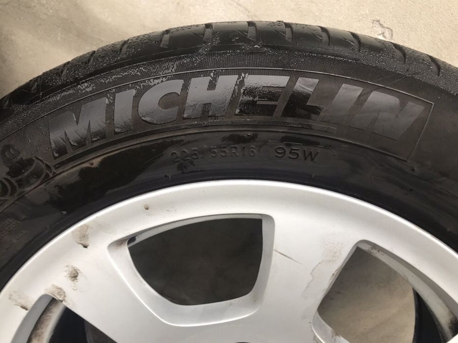 Roti vara 225/55/16 originale BMW E60 DOT 2015