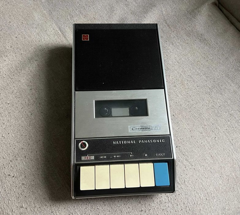 Casetofon portabil vintage Panasonic RQ-221S National