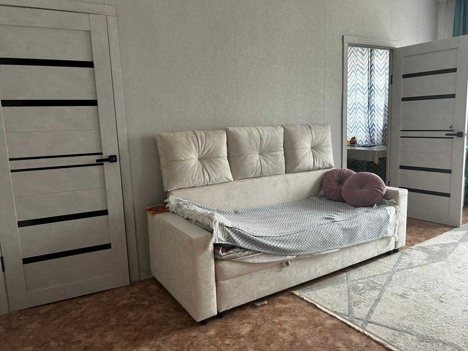 продам квартиру клуб Строителей