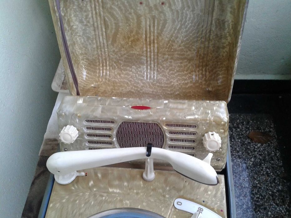 Стар грамфон "Тайга"